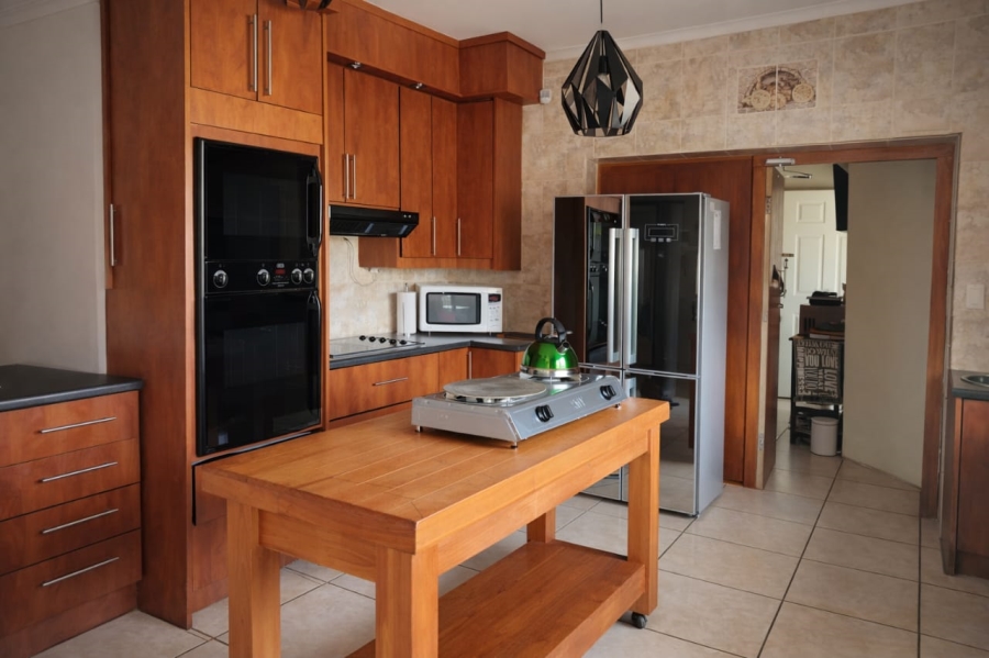 7 Bedroom Property for Sale in Deneysville Free State